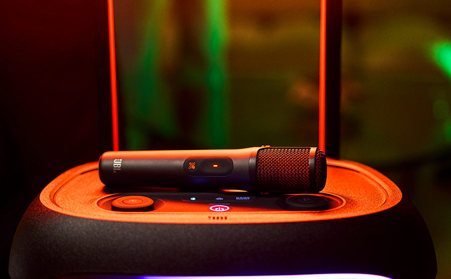 JBL EasySing Mics | Two wireless AI-powered microphones with real